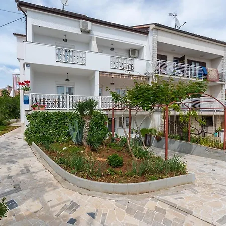 Apartment Sofia * Porec